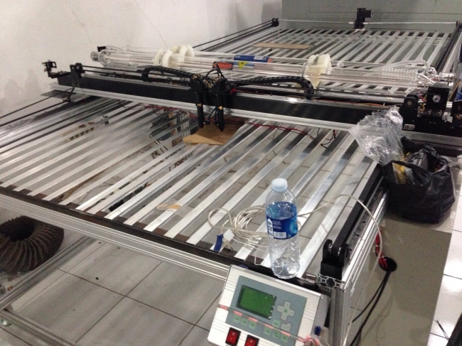 laser cuttin machine  made by indonesia customer by our parts
