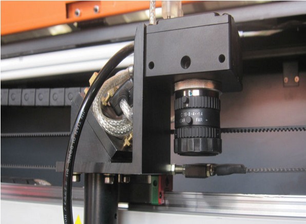 CCD precise laser cutting machine video