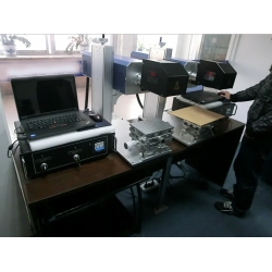 CO2 laser marking machine
